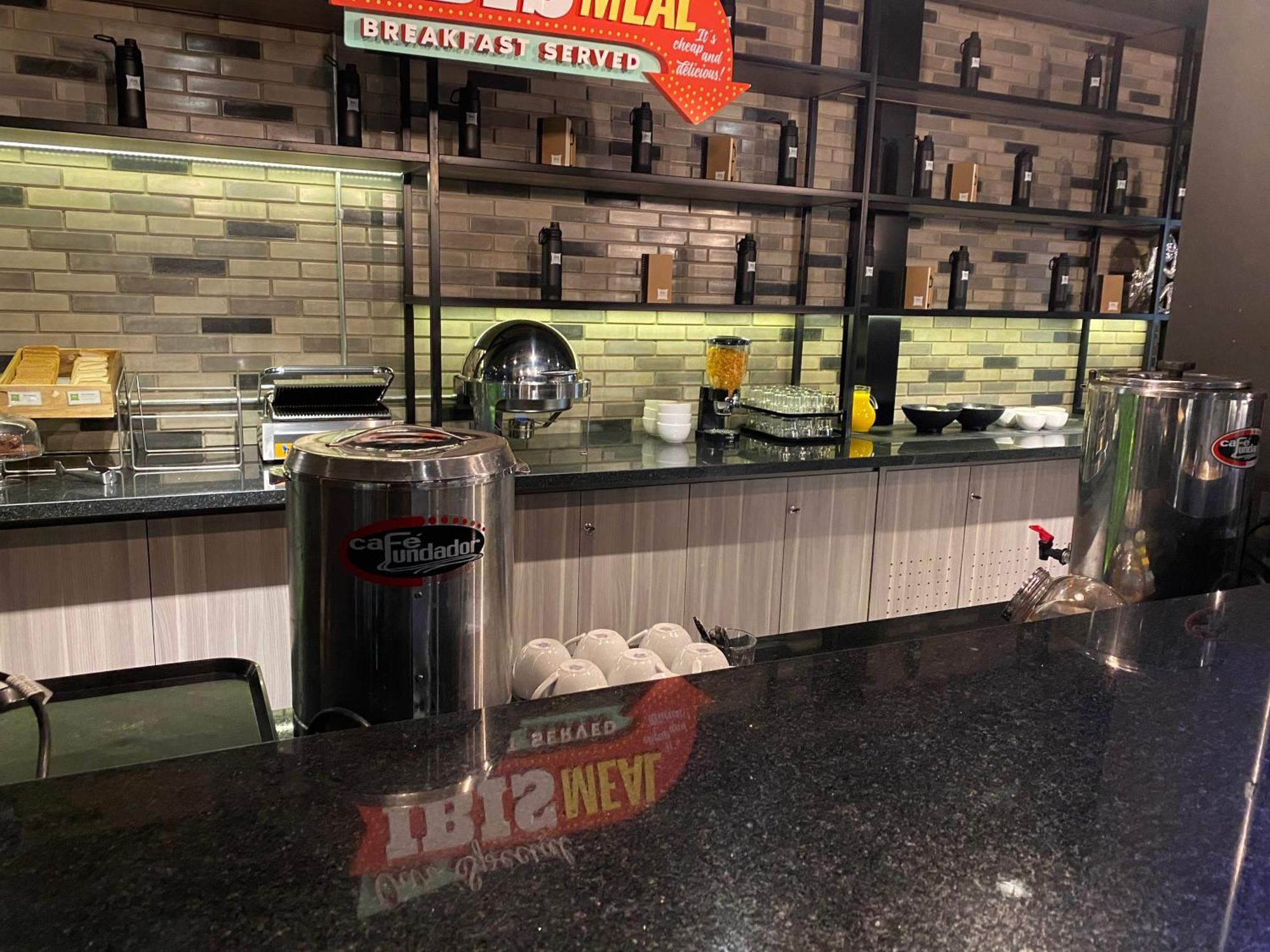 Ibis Styles Buenos Aires Florida — Photos 2